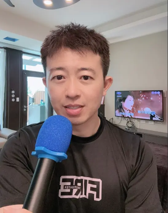 天工享棧老闆